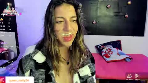 queen_natttyy online show from 12/14/24, 05:40