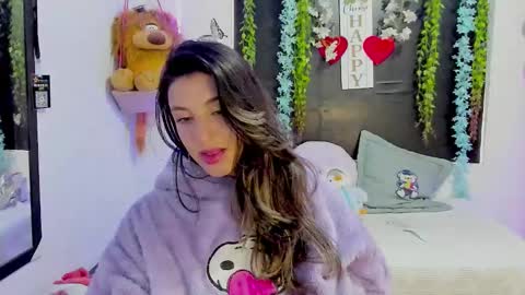Snapshot of queen_natttyy chatting on 03/11/26, 02:56 queen_natttyy online show from 03/11/26, 02:56