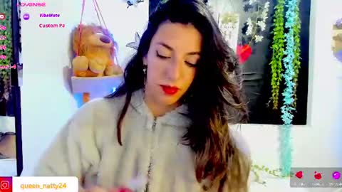 Snapshot of queen_natttyy chatting on 07/02/26, 02:33 queen_natttyy online show from 07/02/26, 02:33