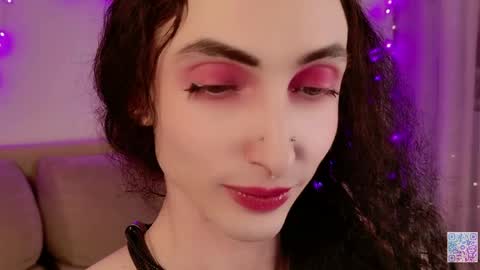 Snapshot of queen_of_tease chatting on 04/23/26, 04:53 queen_of_tease online show from 04/23/26, 04:53