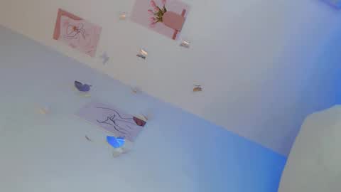 Snapshot of queen_of_temptation chatting on 03/27/26, 01:11 CHESKA FUCK online show from 03/27/26, 01:11