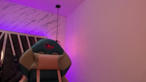   online show from 09/18/25, 11:12