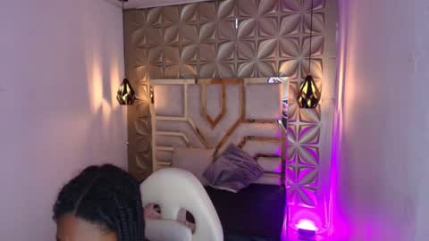   online show from 02/21/26, 11:55