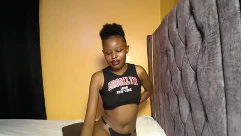 queen_sashavixen online show from 02/03/26, 06:46