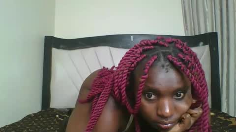 Snapshot of queen_wow2 chatting on 03/16/26, 10:58 queen online show from 03/16/26, 10:58