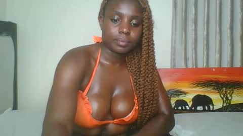 Snapshot of queen_wow2 chatting on 04/14/26, 09:32 queen online show from 04/14/26, 09:32