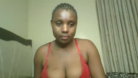 Snapshot of queen_wow2 chatting on 05/22/26, 03:13 queen online show from 05/22/26, 03:13