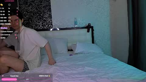 Snapshot of queenafina chatting on 04/10/26, 04:12 Kim online show from 04/10/26, 04:12