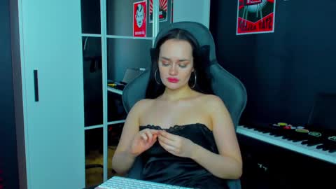 Your world and the universe Aliss online show from 02/23/25, 06:39