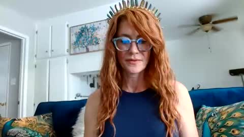 Snapshot of queenamber22 chatting on 07/13/26, 12:02 Queen Amber online show from 07/13/26, 12:02