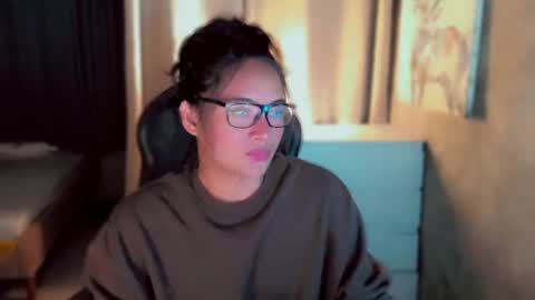 Snapshot of queenarthalia chatting on 09/24/25, 08:06 ARTHA online show from 09/24/25, 08:06