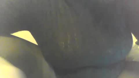 Snapshot of queenbea1369 chatting on 02/06/25, 11:10 queenbea1369 online show from 02/06/25, 11:10