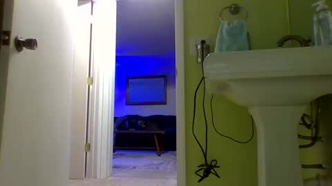 queenbee6269 online show from 01/08/25, 04:44