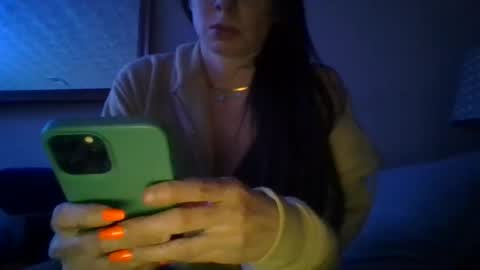 queenbee6269 online show from 02/06/25, 01:16