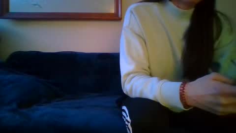 queenbee6269 online show from 02/14/25, 04:37