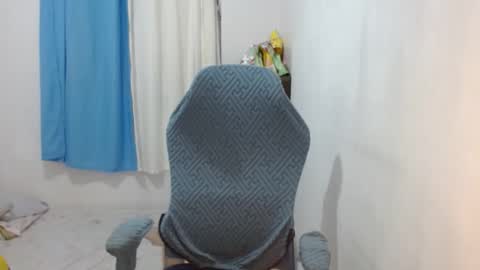 queen online show from 01/05/25, 03:34