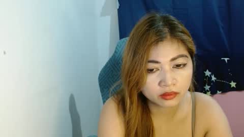Snapshot of queenboba chatting on 05/11/26, 04:59 queen online show from 05/11/26, 04:59