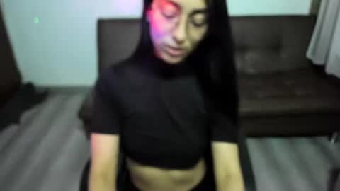 Snapshot of queenbyte_18 chatting on 06/16/26, 03:31 queenbyte_18 online show from 06/16/26, 03:31