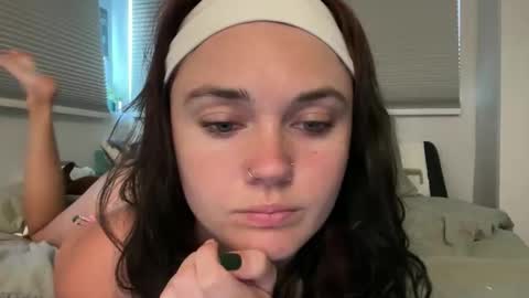 Snapshot of queencassidyy chatting on 04/02/26, 10:07 Cassidy online show from 04/02/26, 10:07