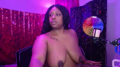 Queen Cherise Roze online show from 02/16/26, 06:42
