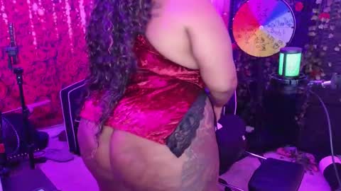 Queen Cherise Roze online show from 03/11/26, 05:19