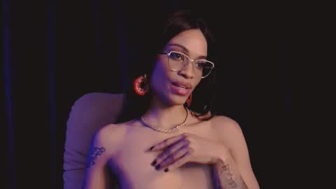 Snapshot of queendom_ing chatting on 02/26/25, 04:14 Sweet Goddess online show from 02/26/25, 04:14