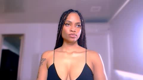 Snapshot of queendom_ing chatting on 11/10/25, 04:28 Sweet Goddess online show from 11/10/25, 04:28