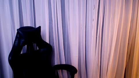 Snapshot of queendom_ing chatting on 02/02/26, 04:55 Sweet Goddess online show from 02/02/26, 04:55