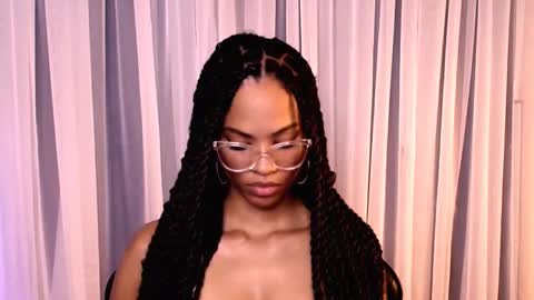 Snapshot of queendom_ing chatting on 03/03/26, 10:59 Sweet Goddess online show from 03/03/26, 10:59