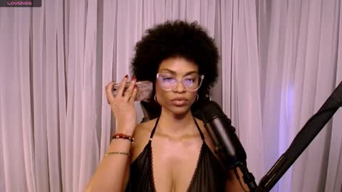 Snapshot of queendom_ing chatting on 04/02/26, 11:24 Sweet Goddess online show from 04/02/26, 11:24