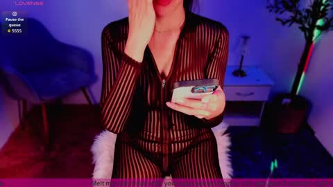 Snapshot of queendominationxx chatting on 04/08/26, 02:33 Miss Anfisa online show from 04/08/26, 02:33