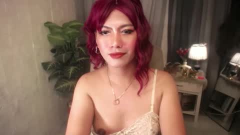 Snapshot of queenfcker1st chatting on 02/14/26, 08:00 Be my property Sabrina online show from 02/14/26, 08:00