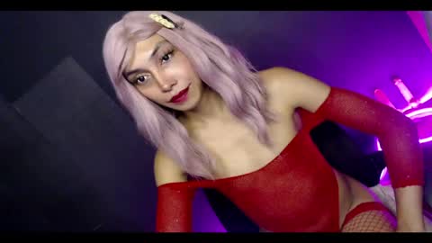 just call me QUEEN and ill be there online show from 04/22/26, 08:10