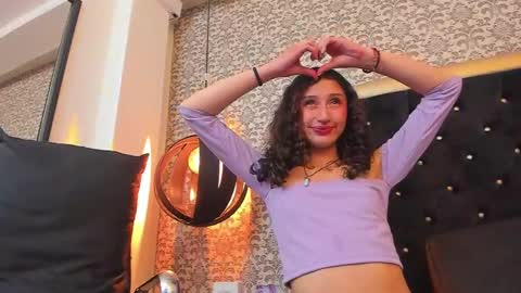 QUEENJEENN online show from 12/05/24, 09:17