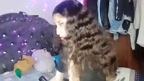 QUEENJEENN online show from 11/27/25, 03:08