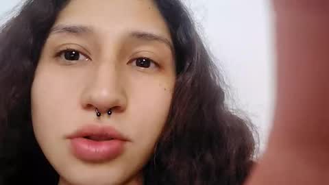 Snapshot of queenjenn__ chatting on 05/15/26, 02:40 QUEENJEENN online show from 05/15/26, 02:40