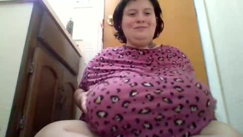 Snapshot of queenjezabel444 chatting on 12/20/24, 06:19 QueenJezabel online show from 12/20/24, 06:19