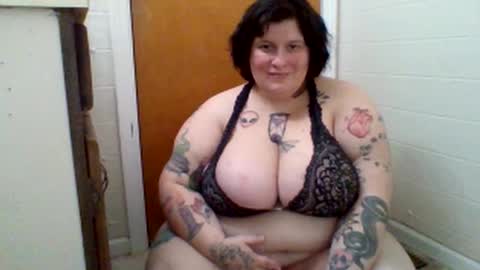 Snapshot of queenjezabel444 chatting on 12/24/24, 11:55 QueenJezabel online show from 12/24/24, 11:55