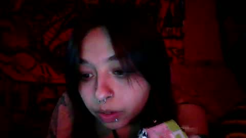 Snapshot of queenmarcy666 chatting on 12/31/24, 06:59 Marceline VQueen online show from 12/31/24, 06:59