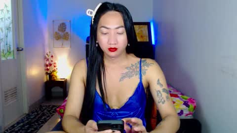 QUEEN online show from 02/12/26, 02:17