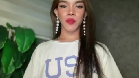 Snapshot of queenn_xxx chatting on 03/01/26, 08:11 QUEEN online show from 03/01/26, 08:11