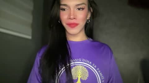 Snapshot of queenn_xxx chatting on 03/16/26, 12:53 QUEEN online show from 03/16/26, 12:53