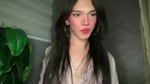 Snapshot of queenn_xxx chatting on 03/30/26, 01:34 QUEEN online show from 03/30/26, 01:34