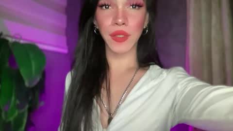 Snapshot of queenn_xxx chatting on 04/06/26, 02:07 QUEEN online show from 04/06/26, 02:07