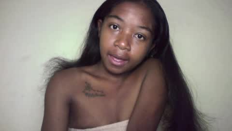 Snapshot of queennaya chatting on 06/28/26, 11:27 queennaya online show from 06/28/26, 11:27