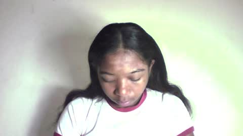 Snapshot of queennaya chatting on 07/08/26, 05:23 queennaya online show from 07/08/26, 05:23