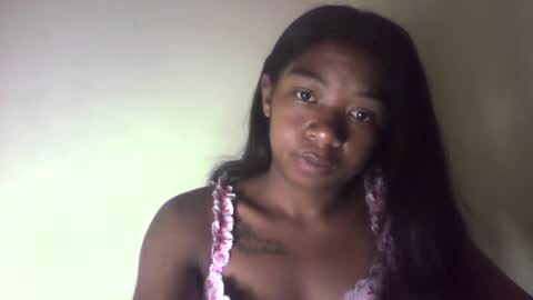 Snapshot of queennaya chatting on 07/17/26, 02:24 queennaya online show from 07/17/26, 02:24