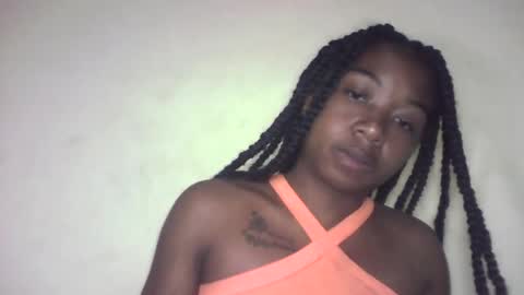 Snapshot of queennaya chatting on 08/05/26, 06:00 queennaya online show from 08/05/26, 06:00
