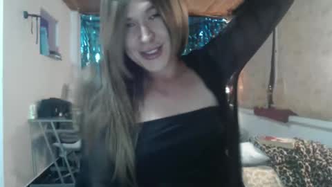 Snapshot of queennicky88 chatting on 03/07/26, 03:03 Nico online show from 03/07/26, 03:03