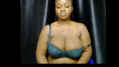 Zoey online show from 11/24/25, 10:42